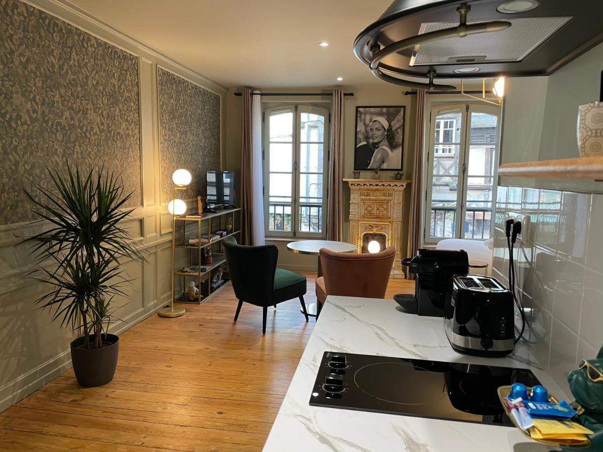 Studio Centre-ville Viviane Guest house